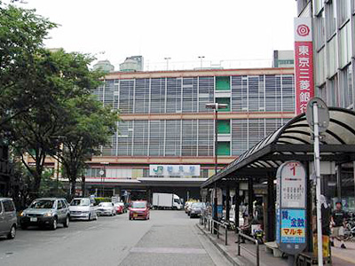 JR鶴見駅